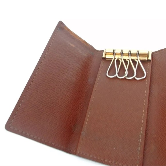 AUTH LOUIS VUITTON Key Holder - Picture 12 of 12